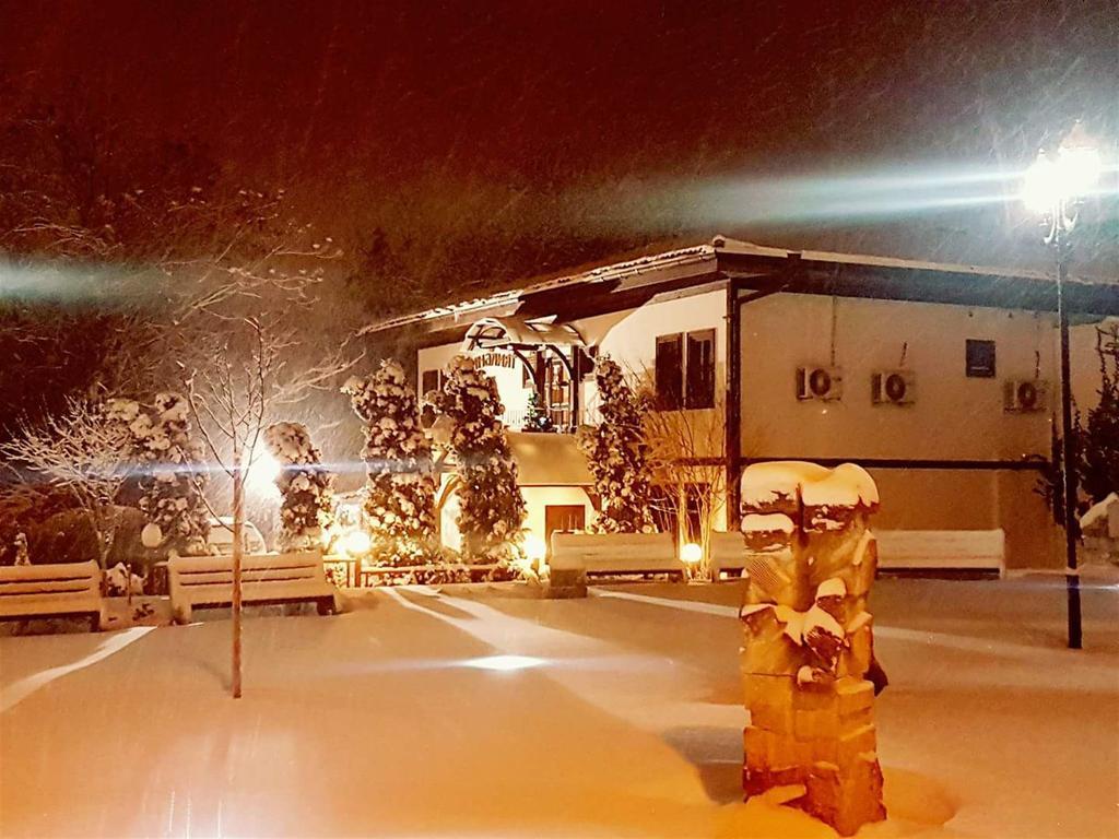 Hotel Minaliat Vek Σούμεν Εξωτερικό φωτογραφία