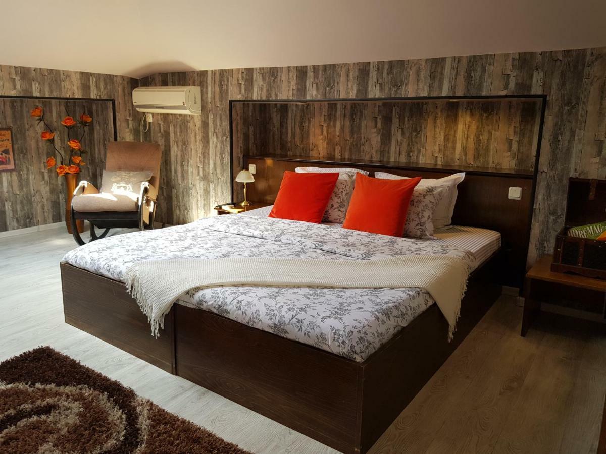 Hotel Minaliat Vek Σούμεν Εξωτερικό φωτογραφία